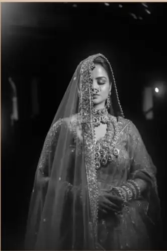 https://cosmic-wedding-images.s3.ap-south-1.amazonaws.com/images/1748184617916-Screenshot%202025-05-25%20at%208.19.05%20PM.png