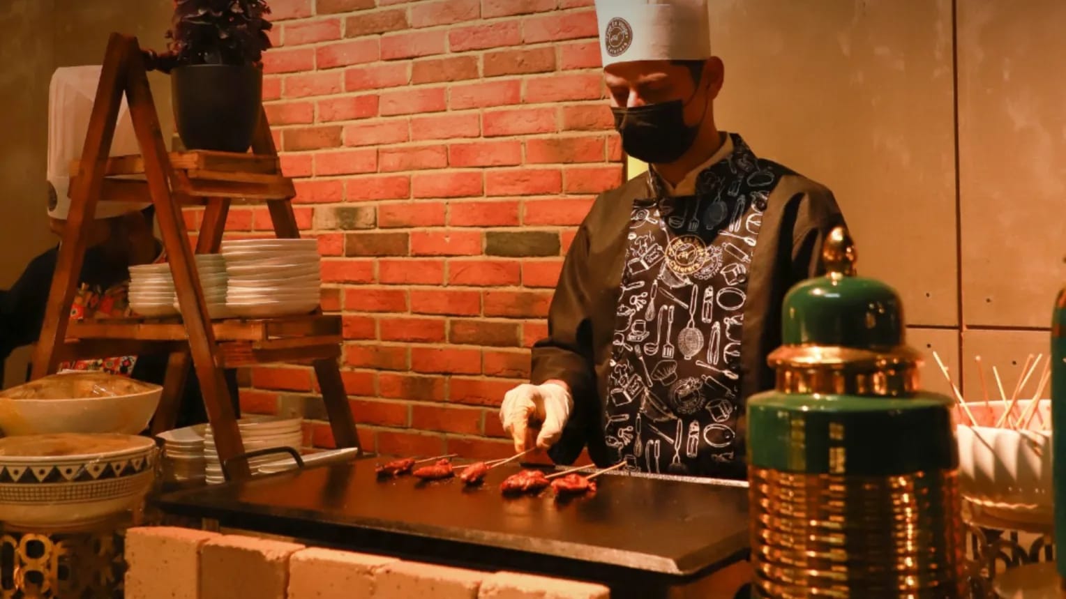 FNV CATERERS 4
